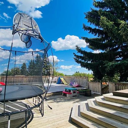 Cozy Basement Suite-溫馨小屋 Designated Parking Calgary Ngoại thất bức ảnh